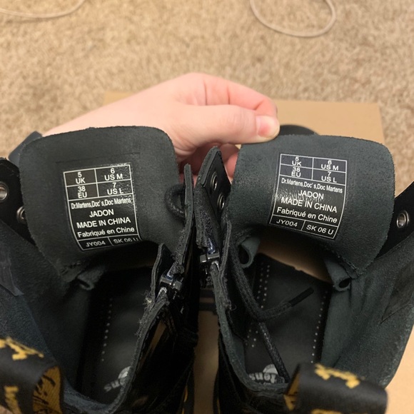 *SOLD* NEW Jadon Dr Martens - Picture 8 of 8